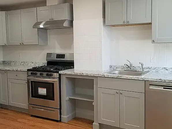 156 Lexington St #3, Boston, MA 02128