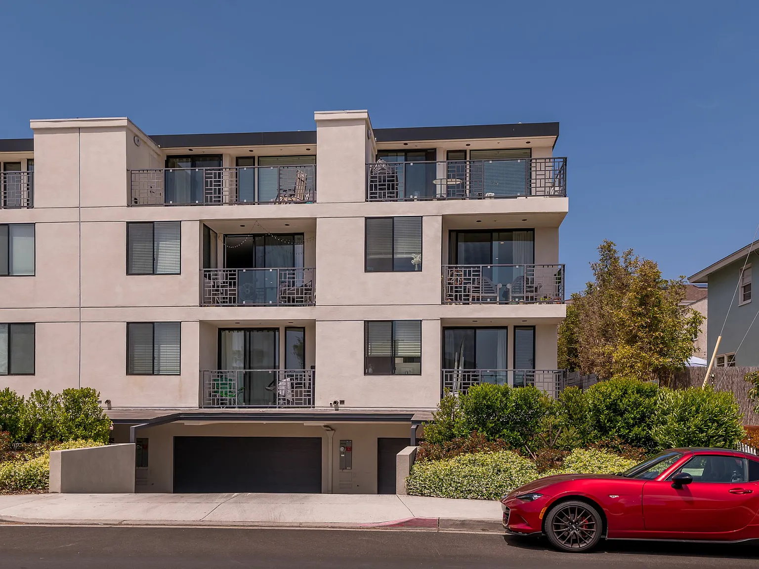 Bayview Townhomes at Point Loma — Photo 4