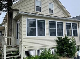 27 Leading St, Johnston, RI 02919