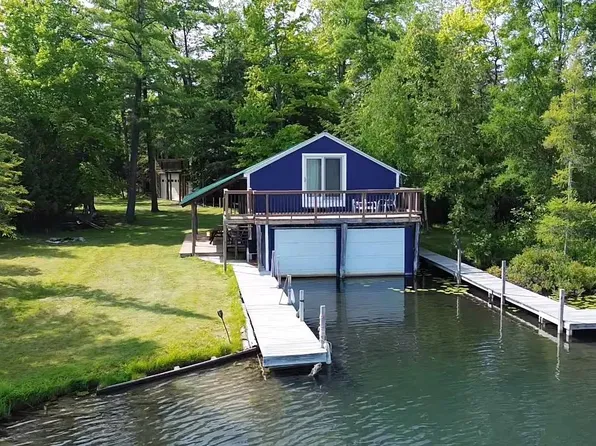 13067 Torch River Rd, Rapid City, MI 49676