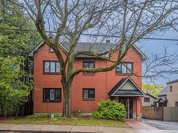 2nd image of 222 Russell Ave #103