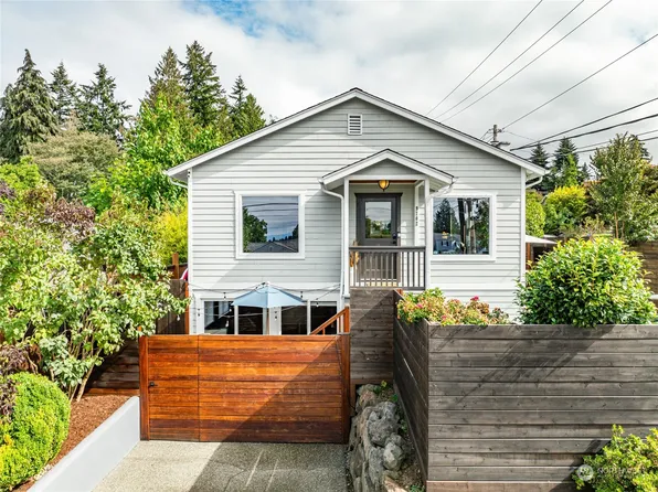 9702 8th Avenue NE, Seattle, WA 98115