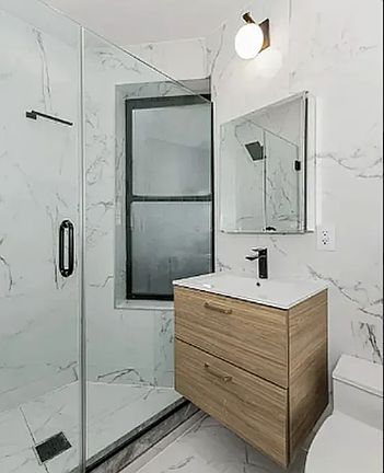 4th image of 75 Thompson St APT 4