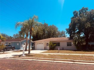 551 Orangewood Dr, Dunedin, FL 34698