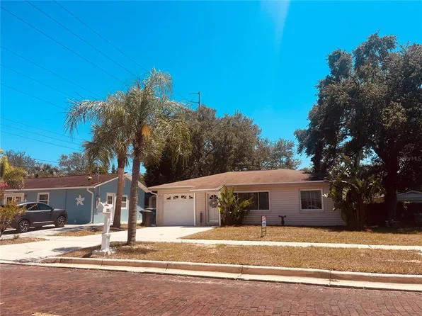 551 Orangewood Dr, Dunedin, FL 34698