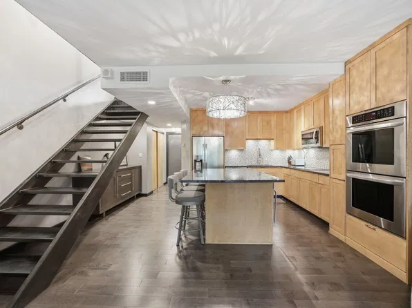 1200 Nicollet Mall APT 217, Minneapolis, MN 55403
