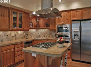 2162 NW Village Cir #34, Portland, OR 97229