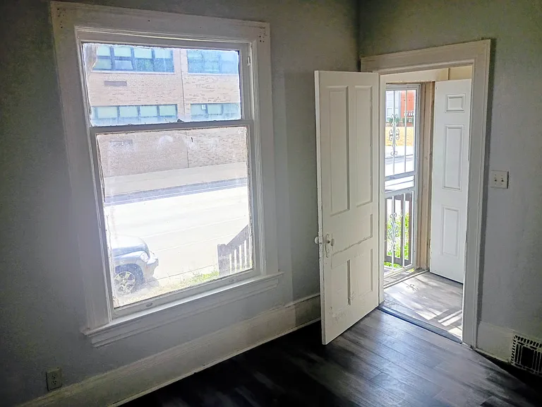 2431 N 20th St #LOWER — Photo 7