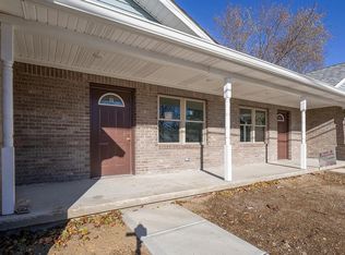 215 E Harrison St, Mooresville, IN 46158