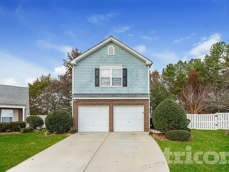3000 Grand Look Ct — Photo 1