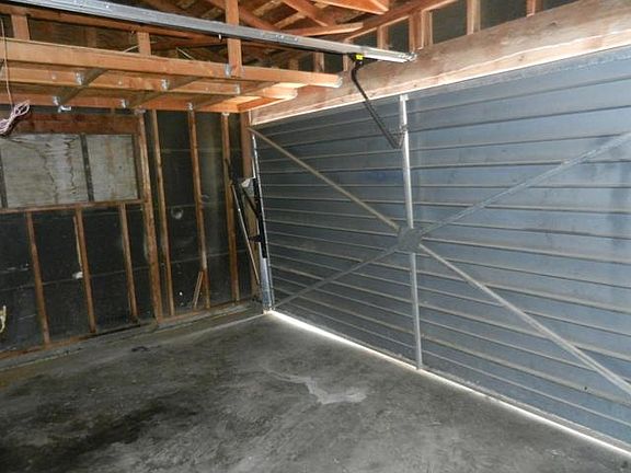 2nd image of 4637 E Orleans Ave