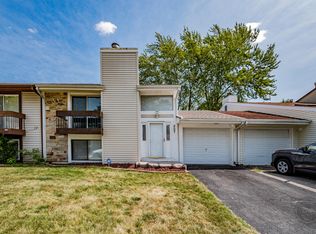 207 Elmwood Rd UNIT 207, Romeoville, IL 60446