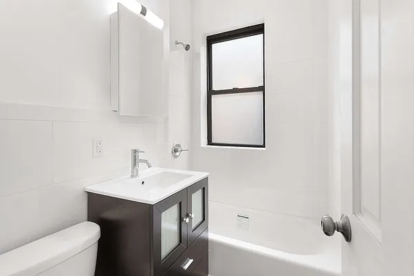 Rented by Compass | media 31