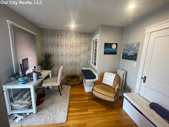 2nd image of 30-32 Carney St #2