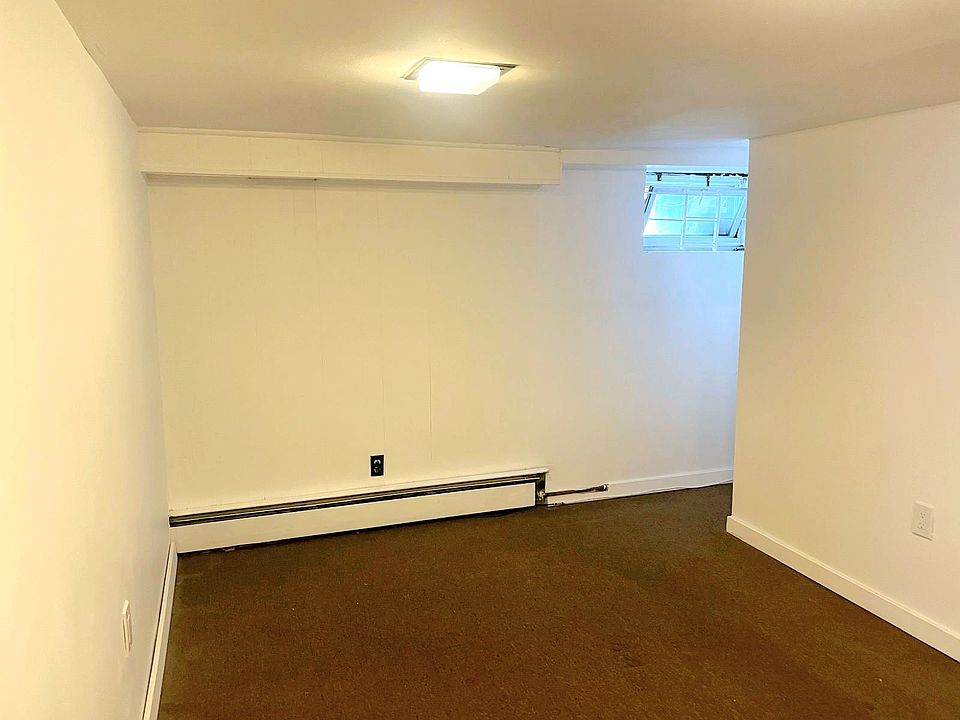 2nd image of 17 Oceanview Ave APT 1