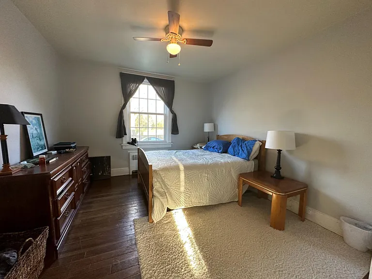 1320 Kenmore Ave #B — Photo 9