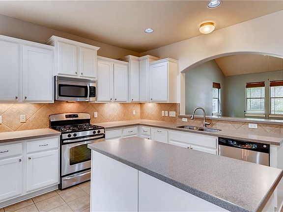 3rd image of 129 Village Park Dr