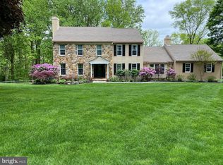 909 General Wayne Dr, West Chester, PA 19382