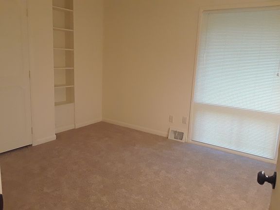1st bedroom