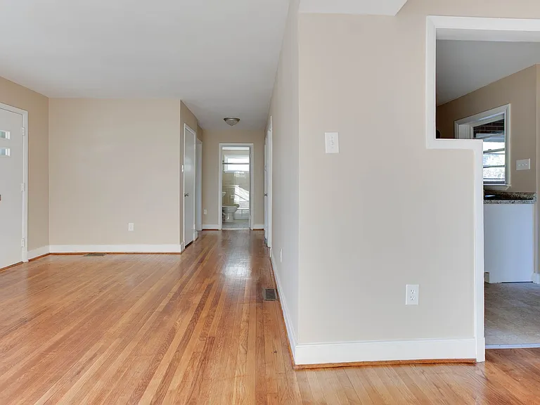 4820 Chamberlayne Ave #1 — Photo 3