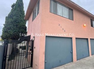 2100 E 15th St APT 3, Long Beach, CA 90804