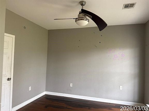 5th image of 304 4th St