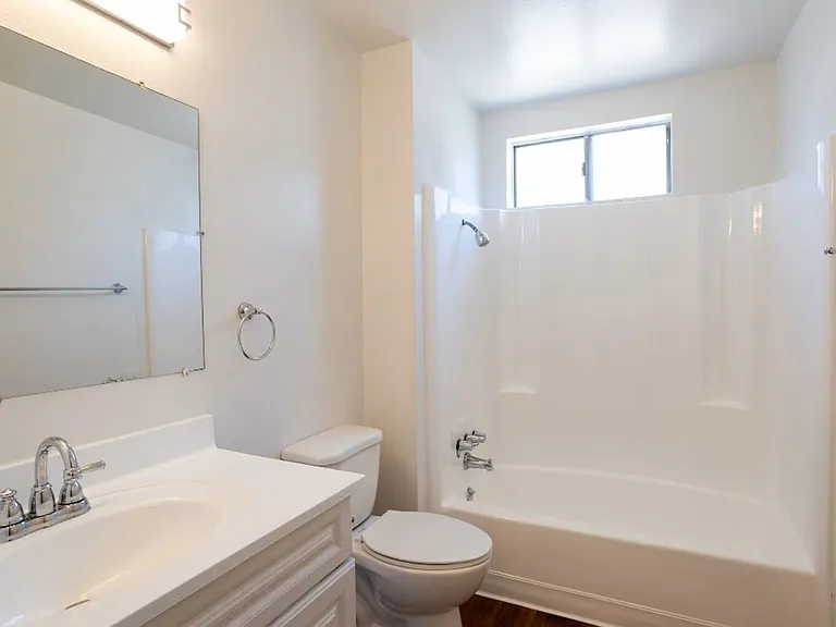 Saticoy Street Apartments — Photo 9