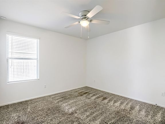 5th image of 309 Colthorpe Ln