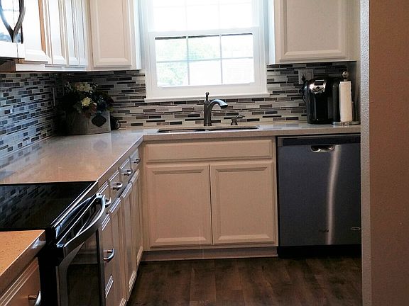 2nd image of 500 Newell Hill Rd #D