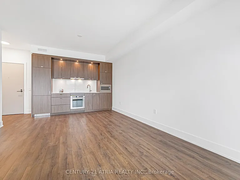 858 Dupont St #311 — Photo 8