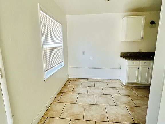 3rd image of 548 N Sierra Way #548