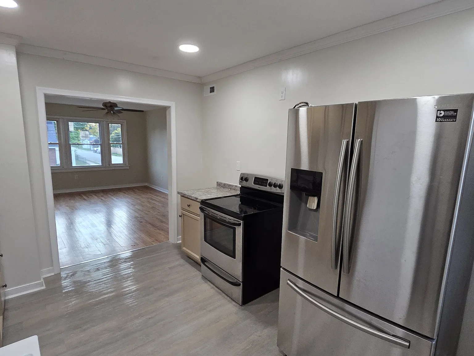 2 bed, 750 sqft, $1,475 — Photo 3
