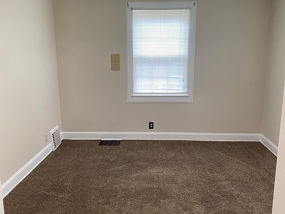 3rd image of 1415 E St #2