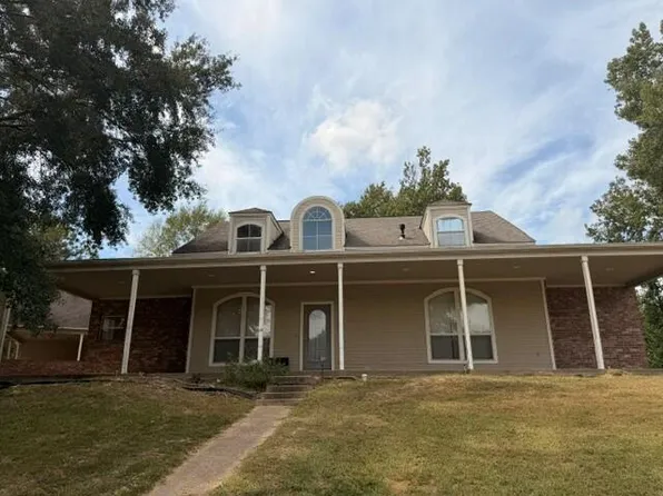 1502 Loblolly Ln, Lufkin, TX 75904