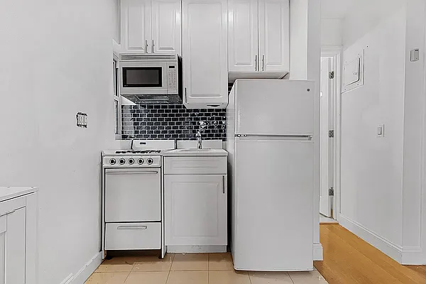 Rented by REAL New York | media 8