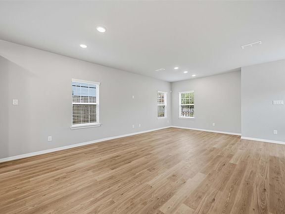 5th image of 6438 Calhoun Rd