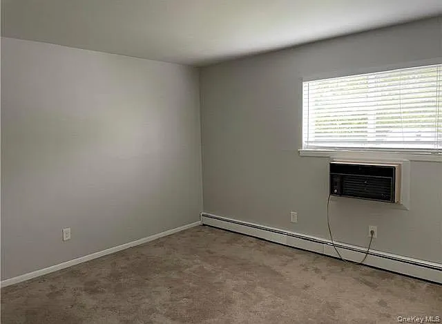 58 Manor Dr — Photo 8