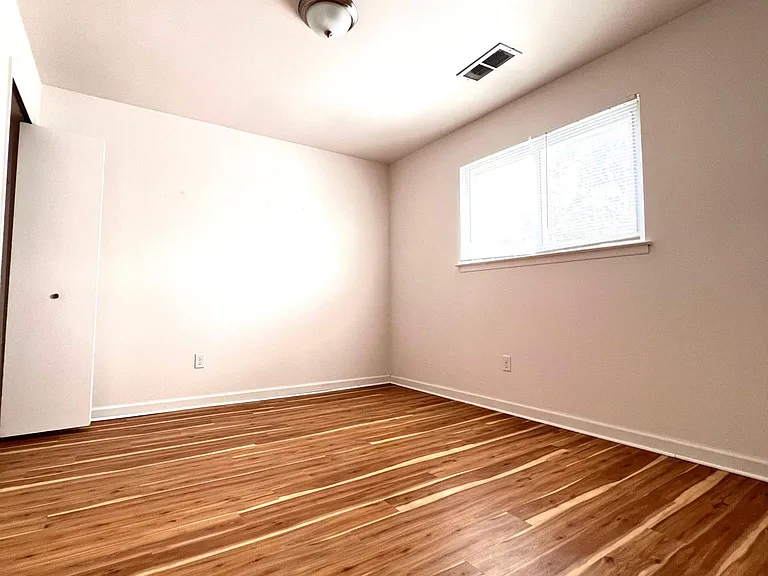 7410 Arcola St — Photo 12