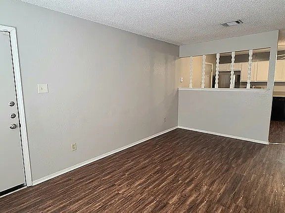 4th image of 6321 Richland Plaza Dr APT B