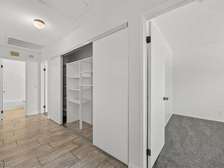 6834 Grandola Dr — Photo 19