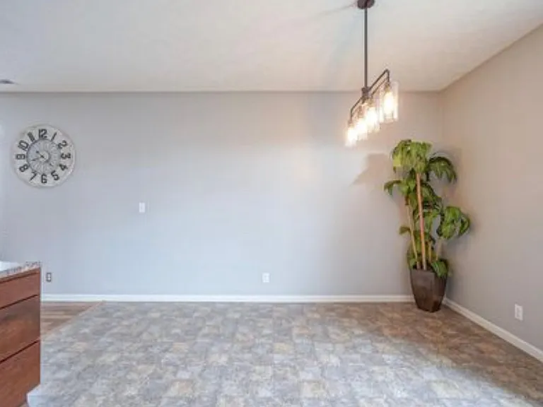 2712 Gulfstream Ln — Photo 16