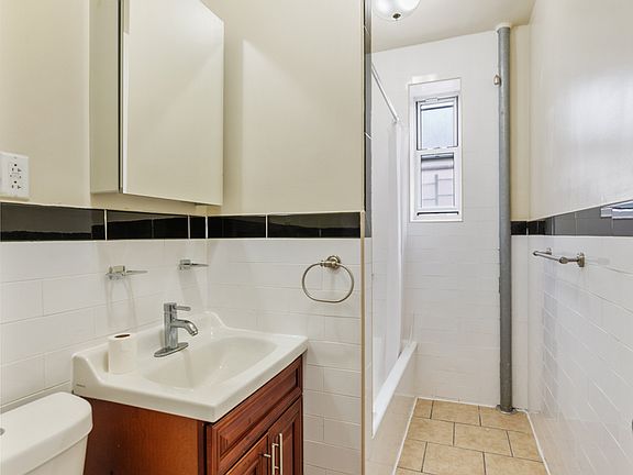 3rd image of 8825 153rd St APT 3J