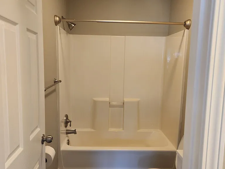 147 Gallaher View Dr #A — Photo 13