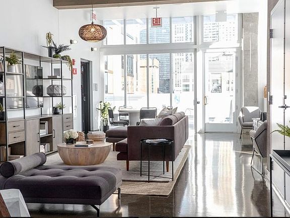 2nd image of 114 W Chicago Ave #1206