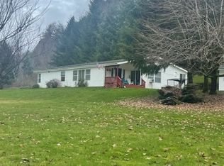 385 Mill Creek Rd, Raymond, WA 98577