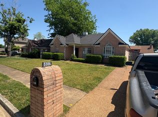 5384 Farm Ridge Dr, Memphis, TN 38141