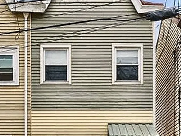 4784 Sciota St, Pittsburgh, PA 15224