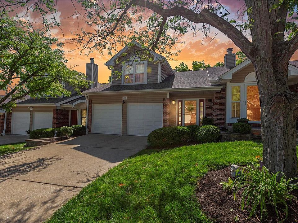 1st image of 152 Kehrs Mill Bend Dr