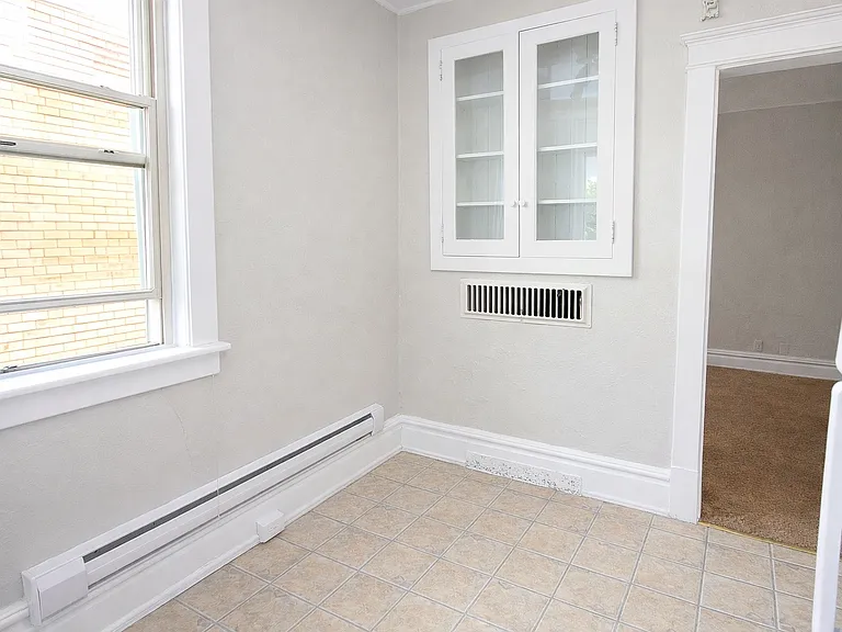 334 Melwood Ave — Photo 2
