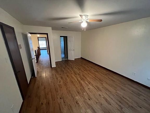 5th image of 5641 Sheraton Oaks Dr